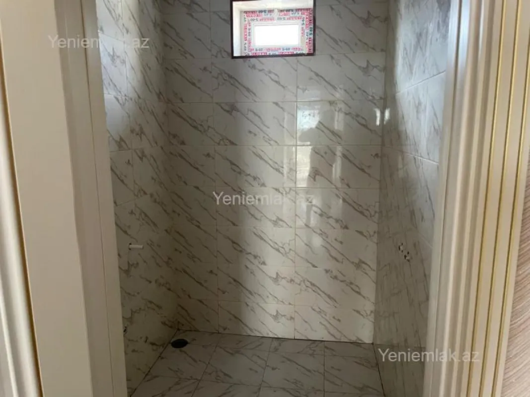 Satılır 4 otaqlı həyət evi 110 m²
