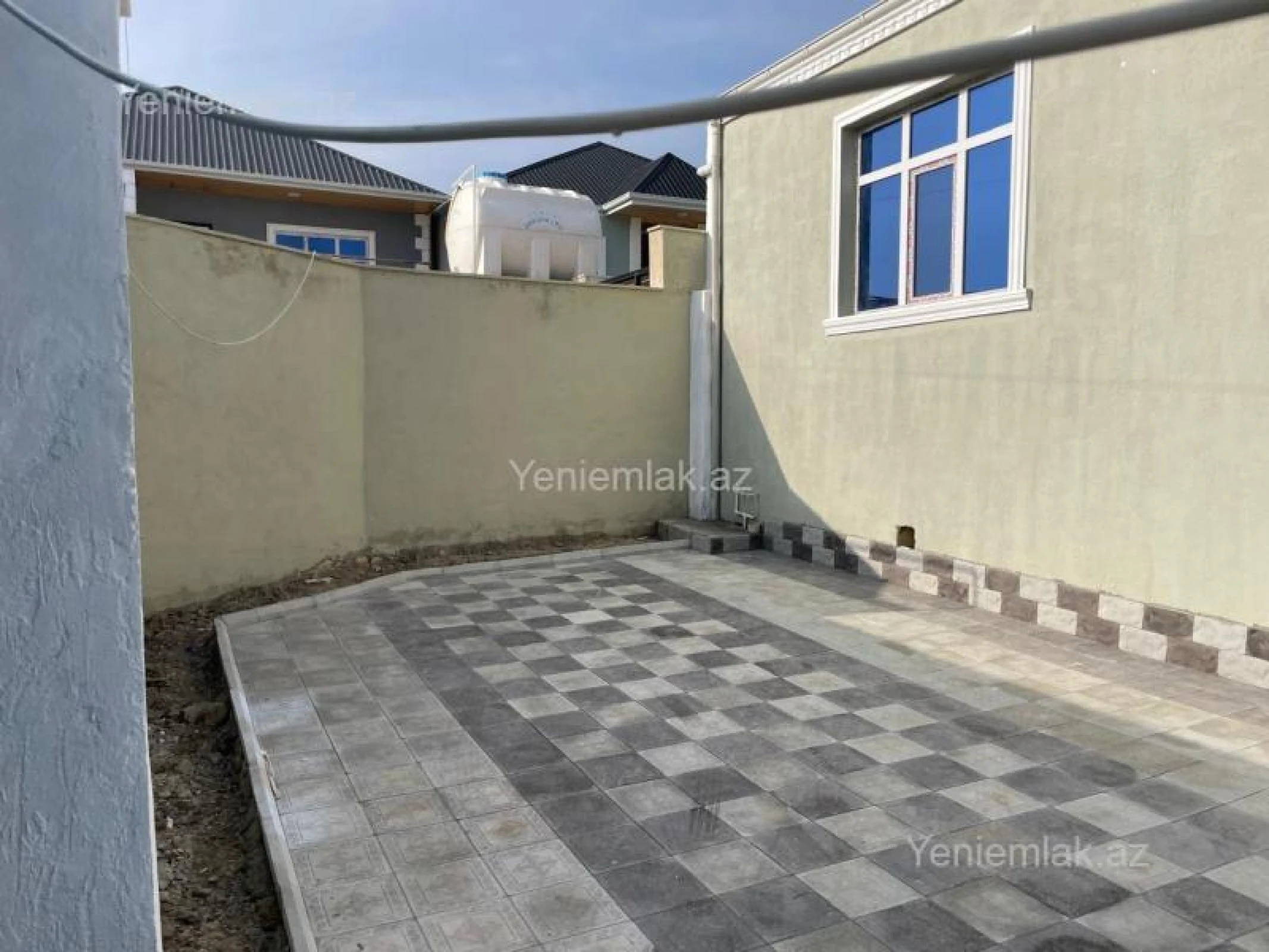 Satılır 4 otaqlı həyət evi 110 m²