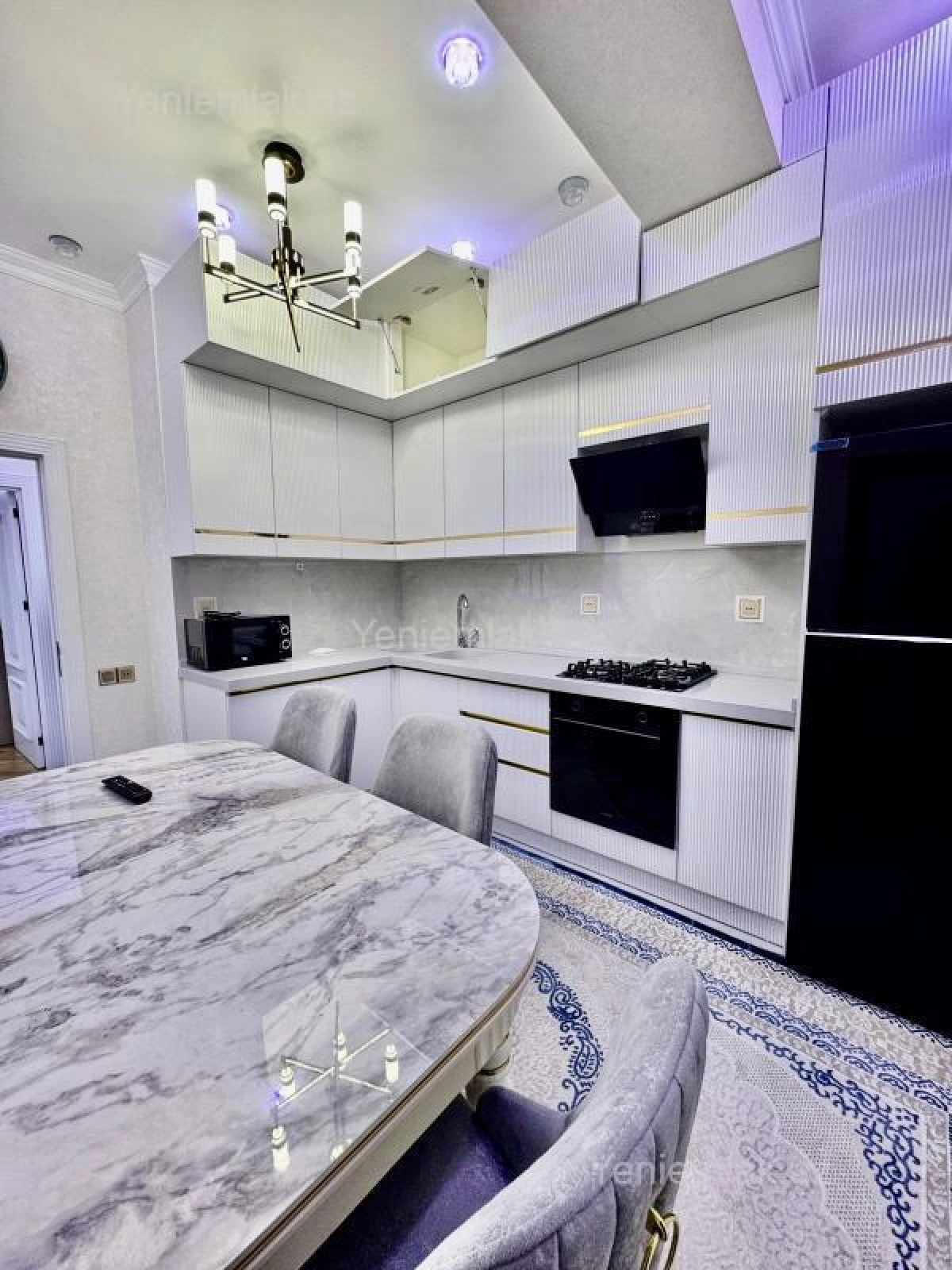 Satılır 3 otaqlı yeni tikili 87 m²