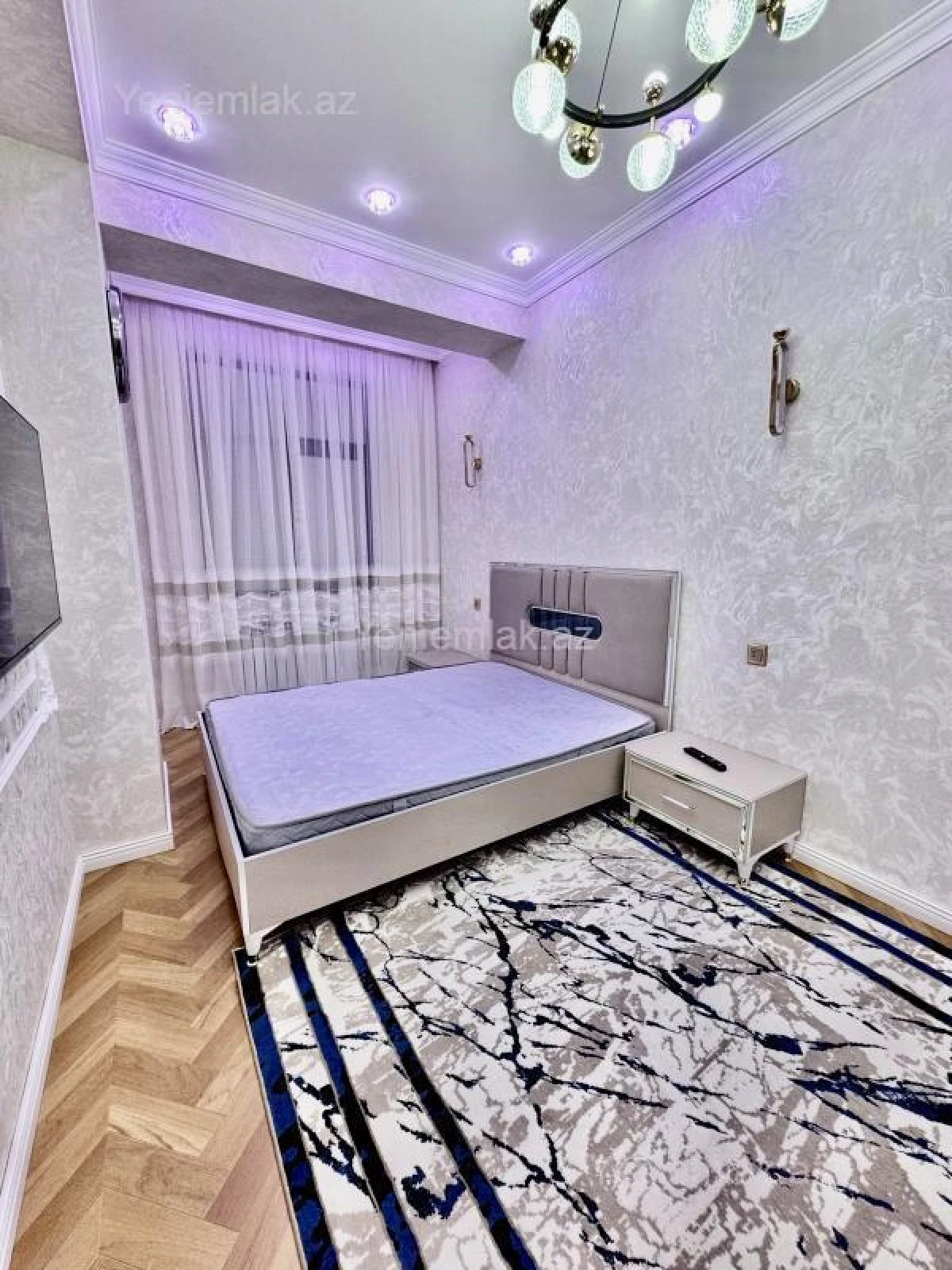 Satılır 3 otaqlı yeni tikili 87 m²
