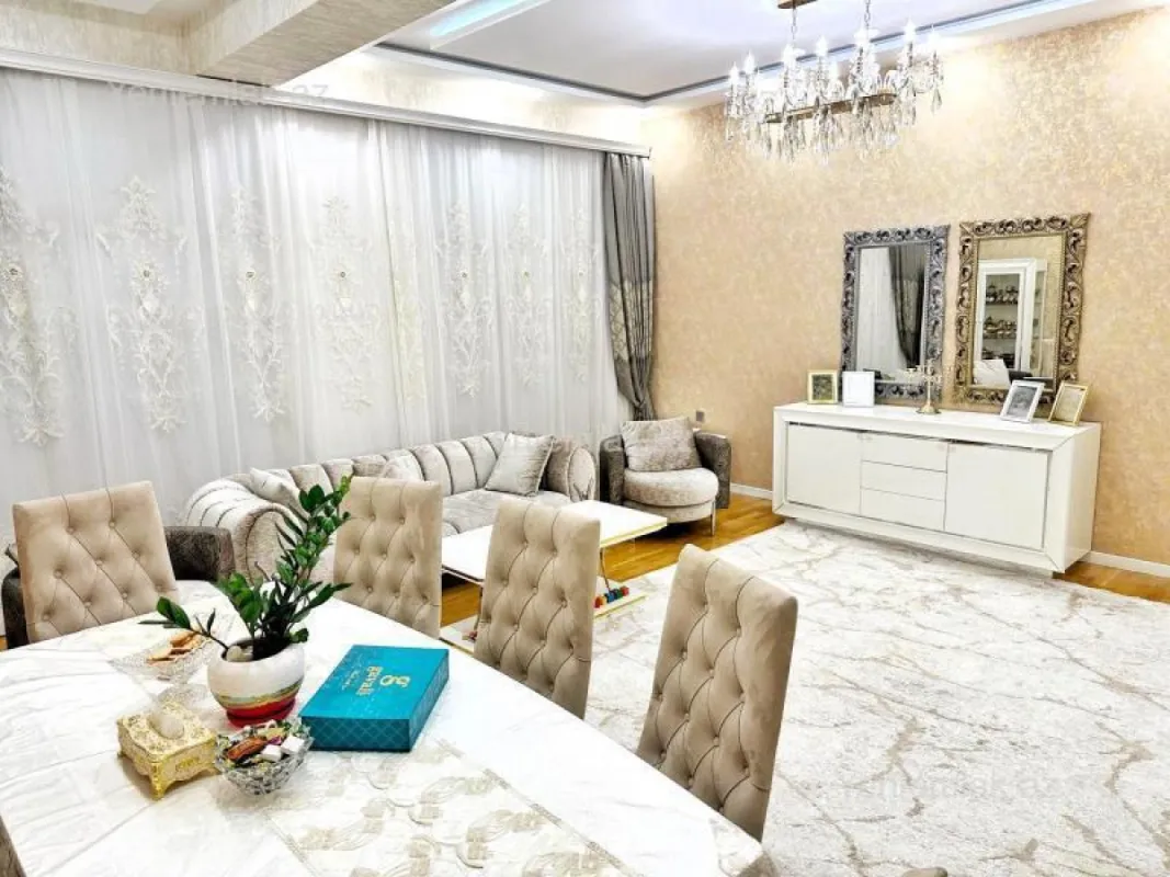 Satılır 3 otaqlı yeni tikili 138 m²