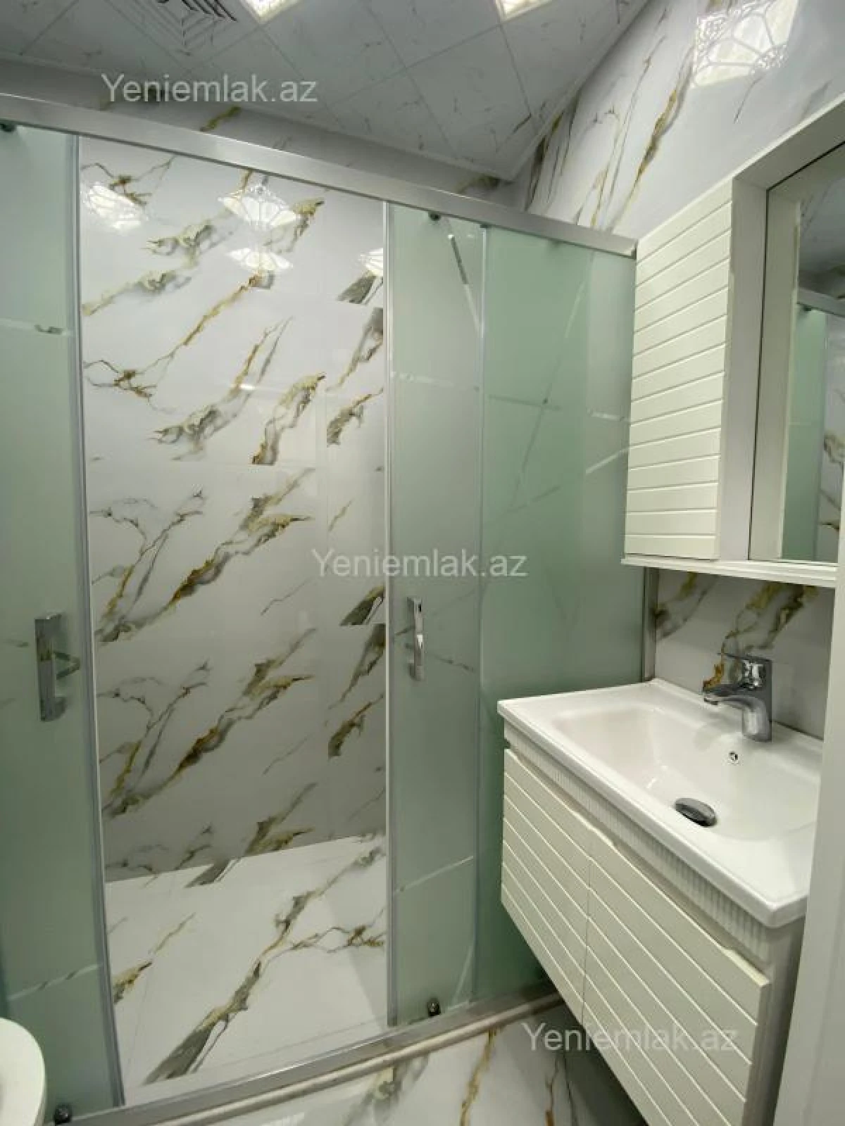 Satılır 2 otaqlı yeni tikili 70 m²