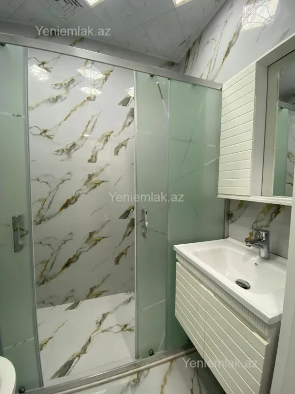 Satılır 2 otaqlı yeni tikili 70 m²