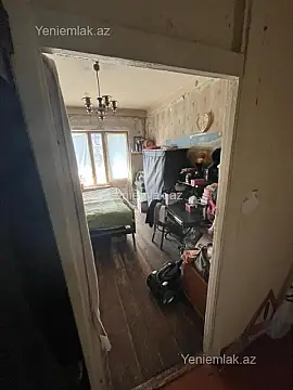 Satılır 5 otaqlı köhnə tikili 110 m²