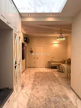 Satılır 3 otaqlı yeni tikili 130 m²