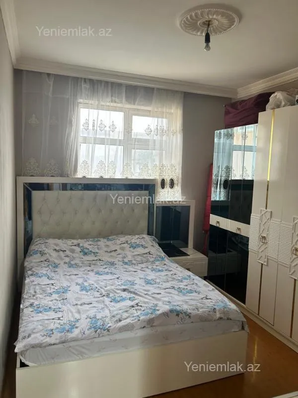 Satılır 3 otaqlı köhnə tikili 65 m²