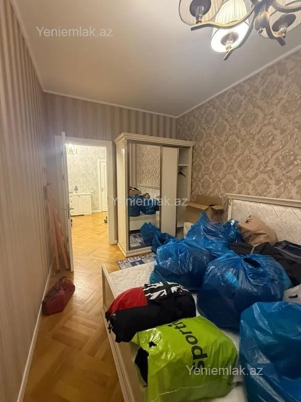 Satılır 3 otaqlı yeni tikili 123 m²