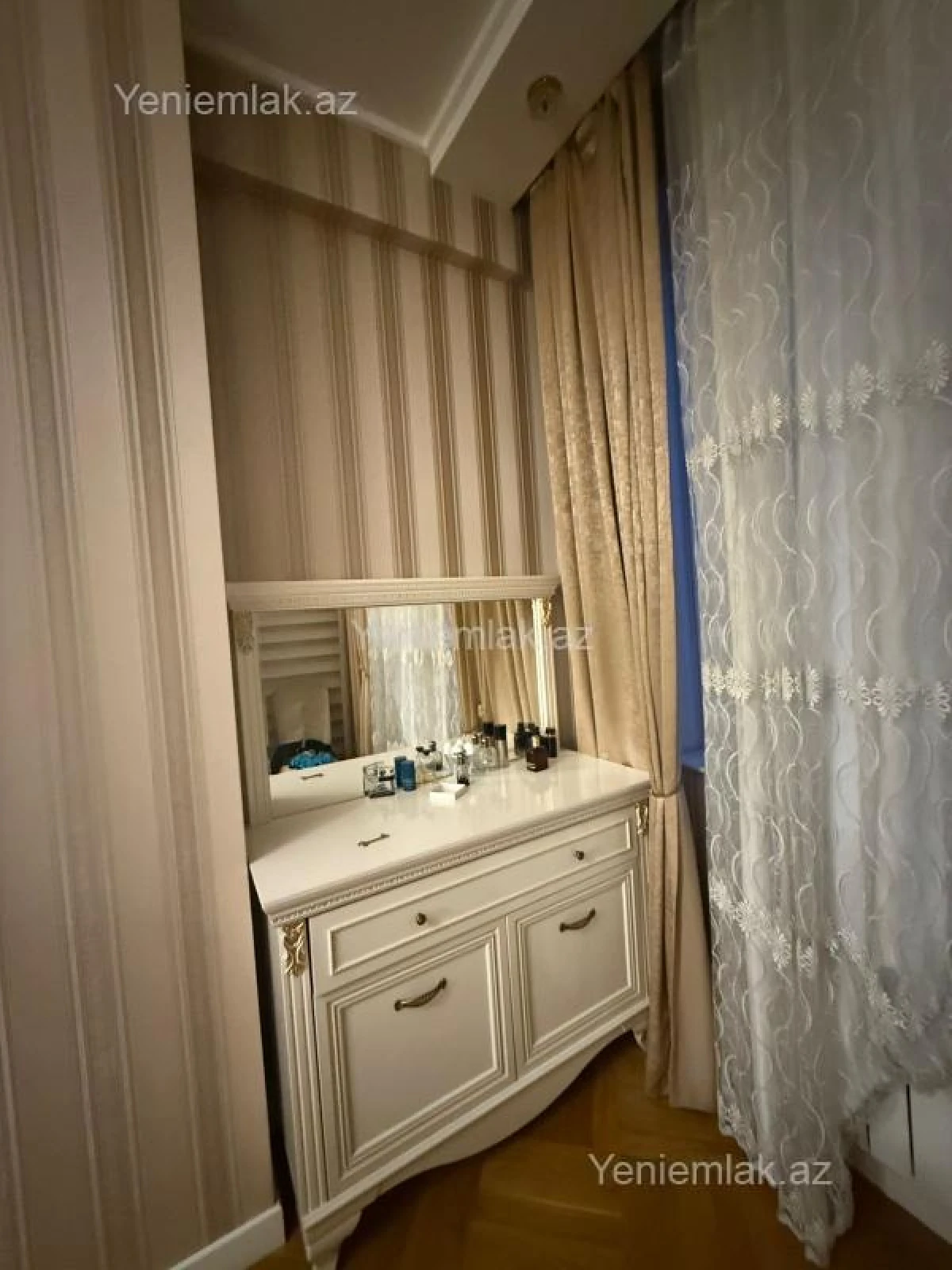 Satılır 3 otaqlı yeni tikili 123 m²