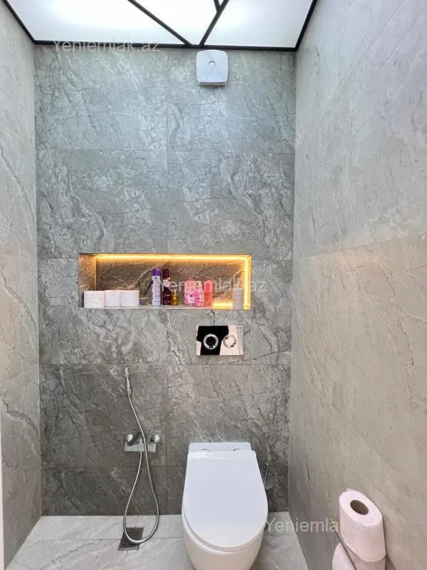 Satılır 3 otaqlı yeni tikili 98 m²