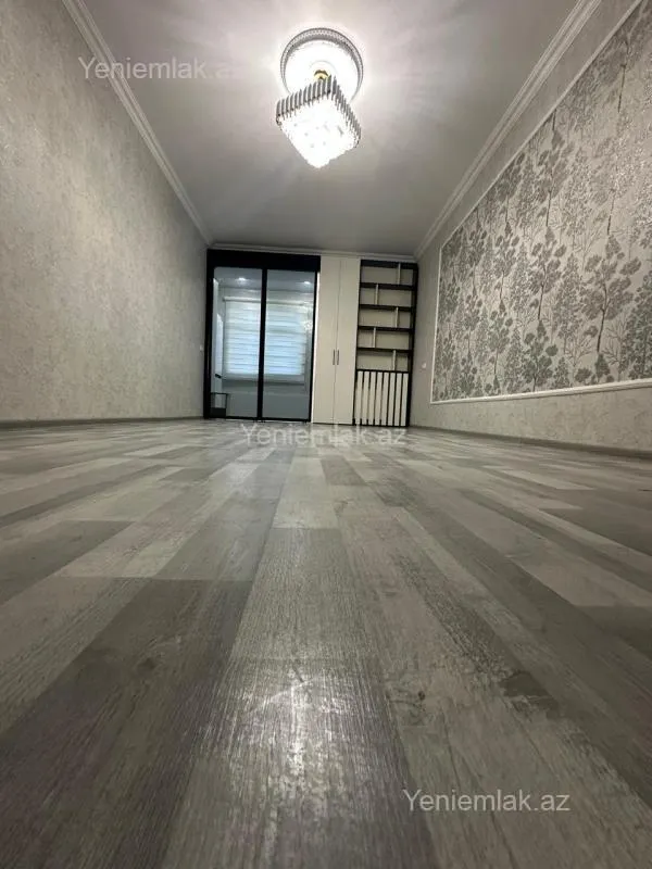 Satılır 2 otaqlı köhnə tikili 45 m²