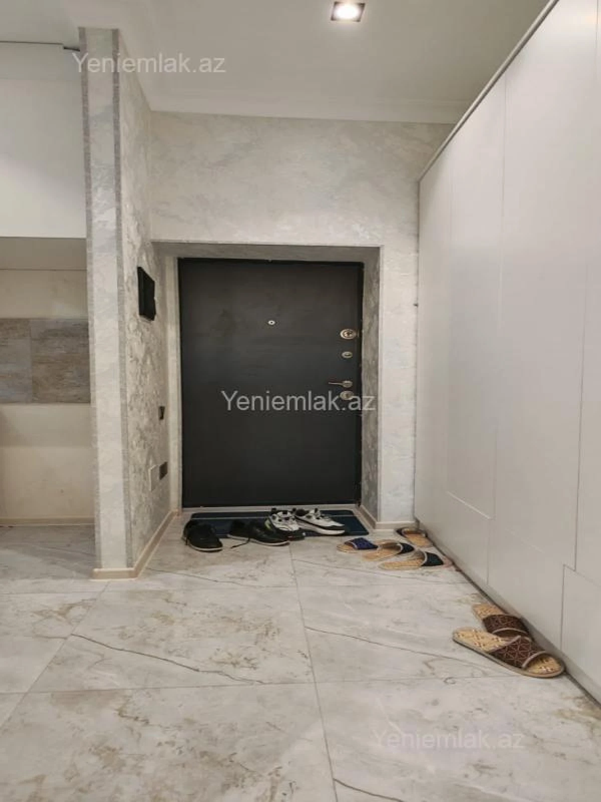 Satılır 2 otaqlı yeni tikili 55 m²
