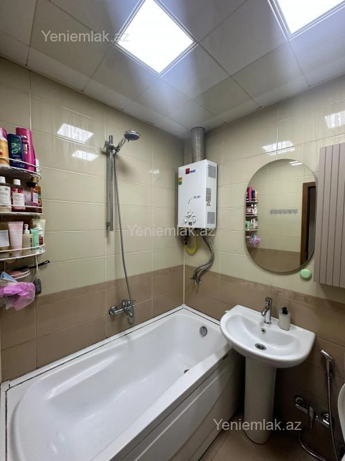 Satılır 2 otaqlı köhnə tikili 50 m²