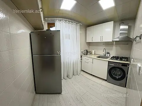 Satılır 2 otaqlı köhnə tikili 50 m²