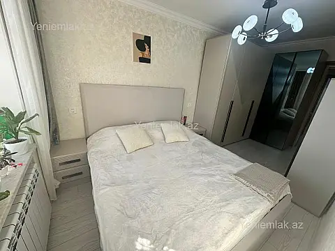 Satılır 2 otaqlı köhnə tikili 50 m²