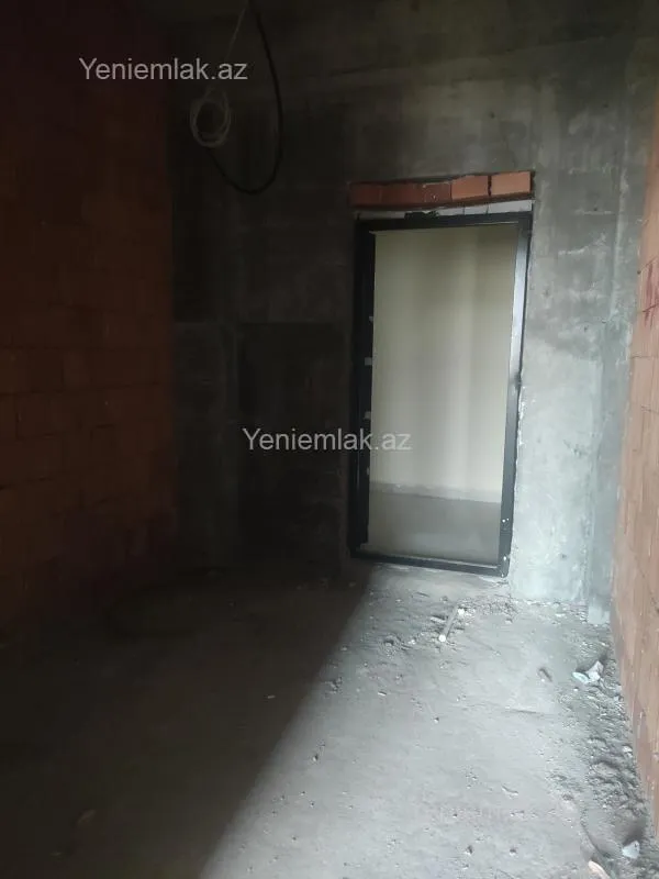 Satılır 2 otaqlı yeni tikili 65 m²