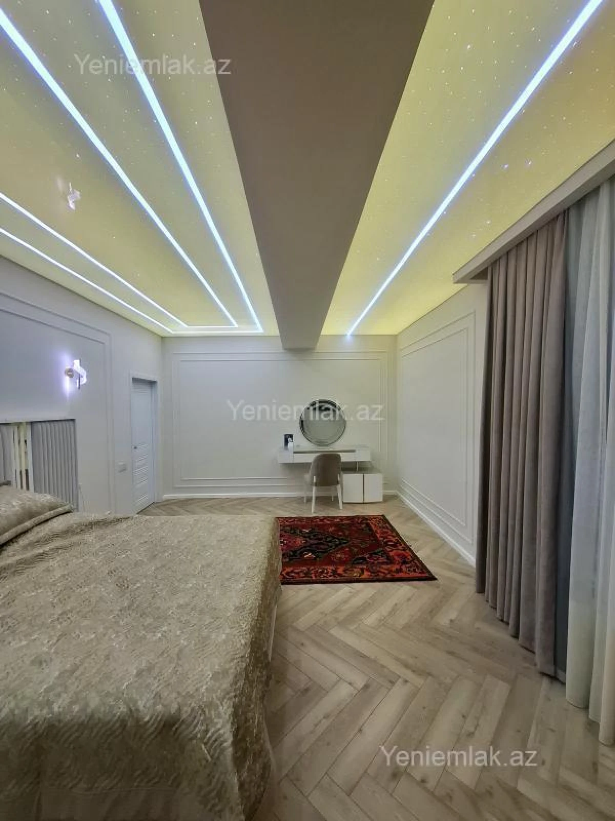 Satılır 3 otaqlı yeni tikili 140 m²