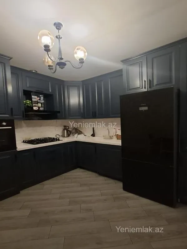 Satılır 3 otaqlı yeni tikili 90 m²