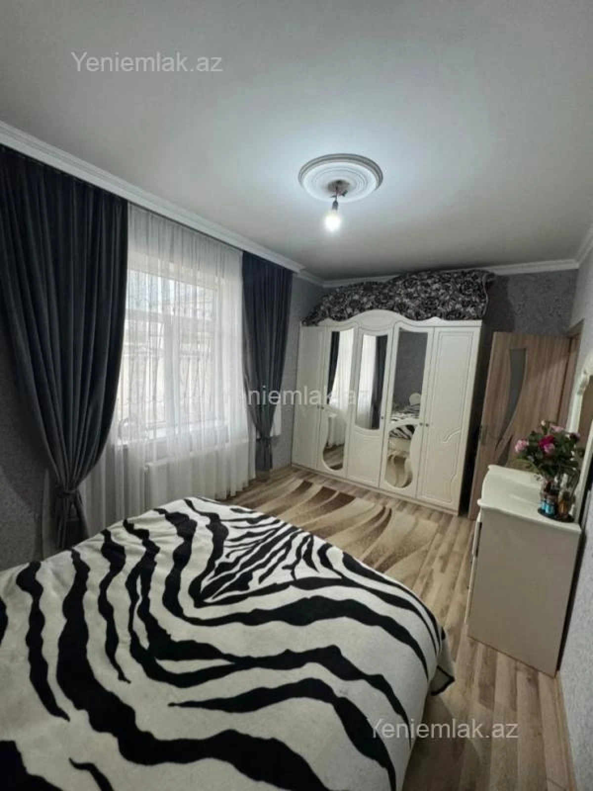 Satılır 3 otaqlı həyət evi 80 m²