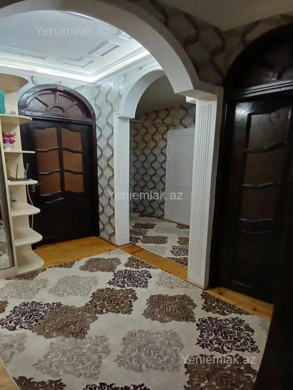 Satılır 3 otaqlı köhnə tikili 85 m²