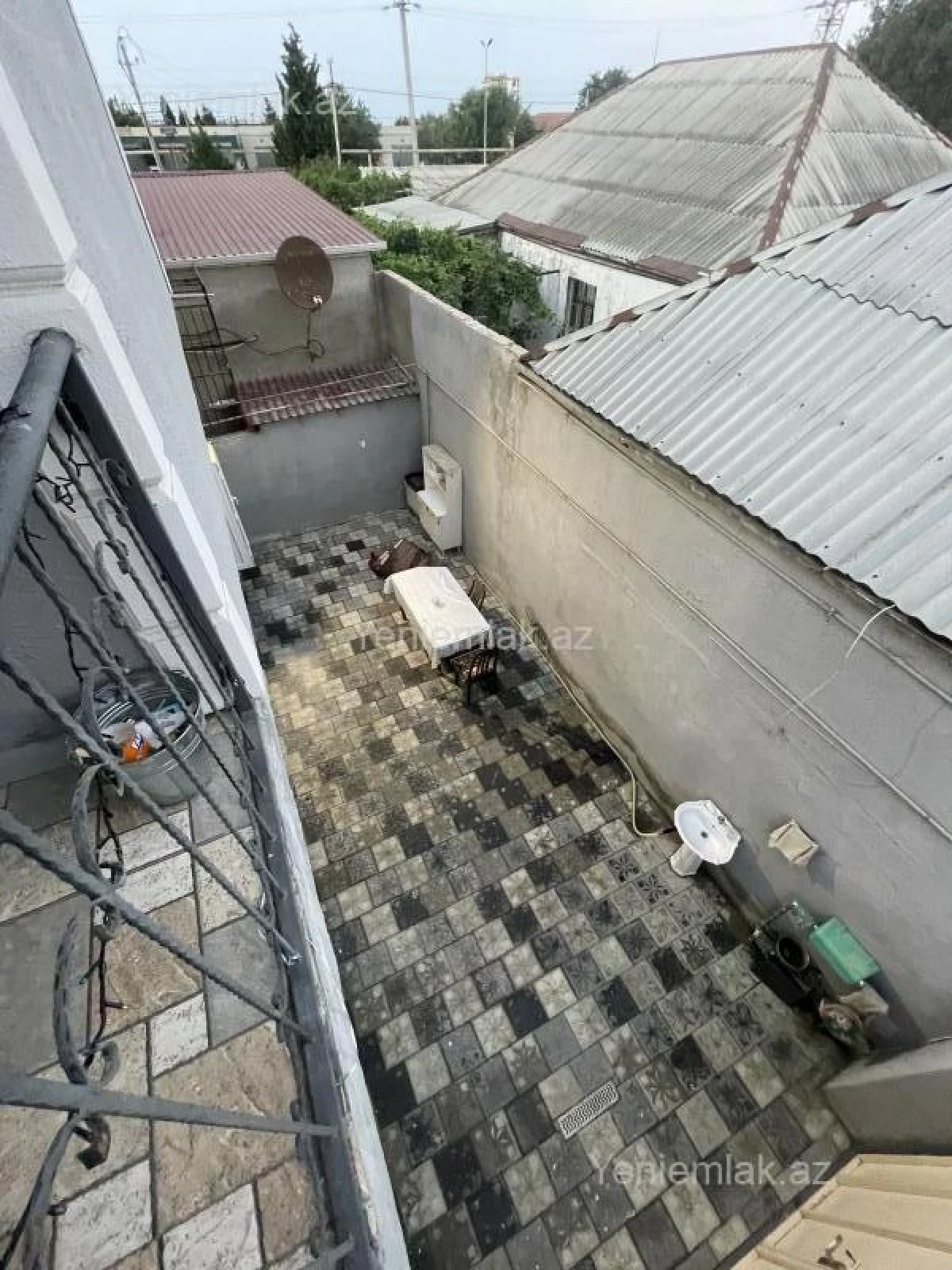 Satılır 4 otaqlı həyət evi 170 m²