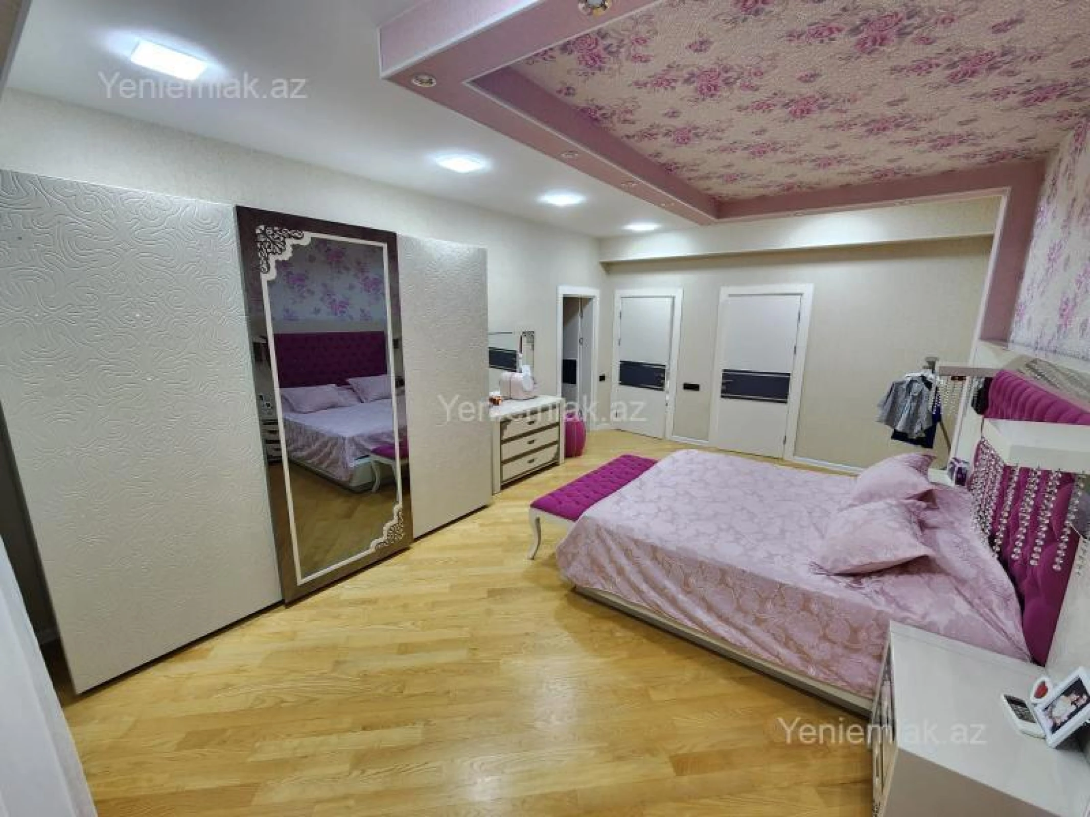 Satılır 4 otaqlı yeni tikili 226 m²
