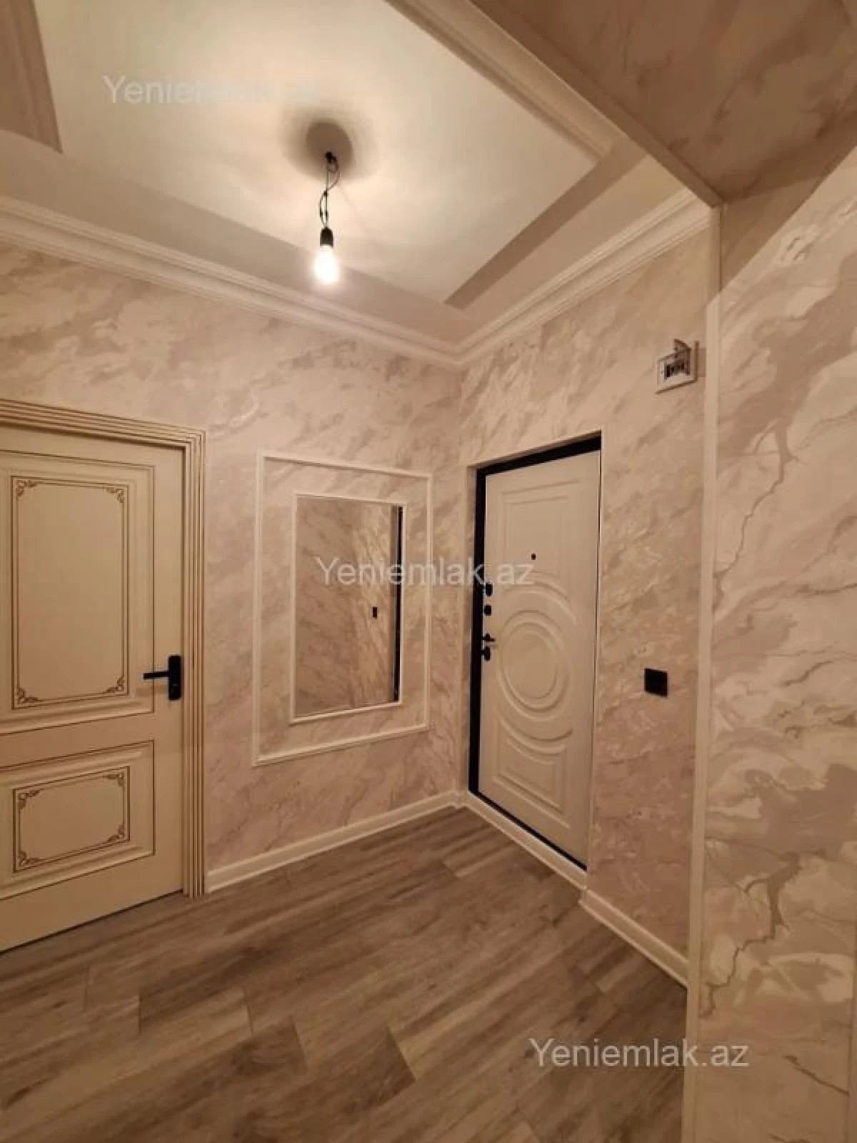 Satılır 3 otaqlı köhnə tikili 72 m²