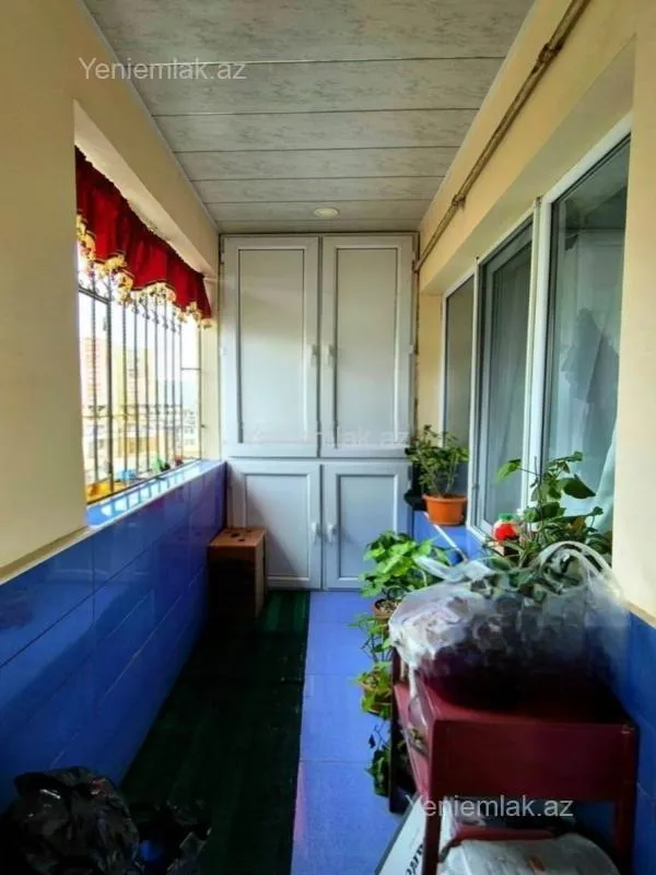 Satılır 3 otaqlı köhnə tikili 85 m²