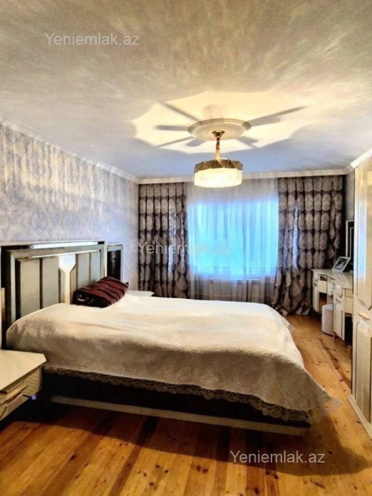 Satılır 3 otaqlı köhnə tikili 85 m²