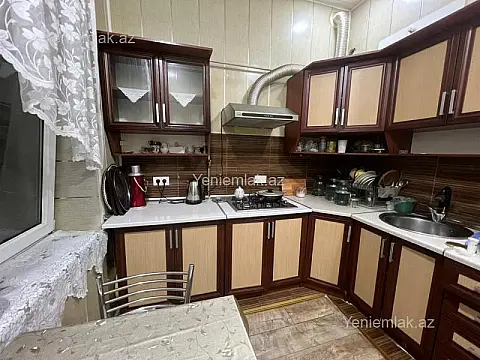 Satılır 3 otaqlı köhnə tikili 100 m² — Bakı, Nərimanov 3 otaq 100.00 m²