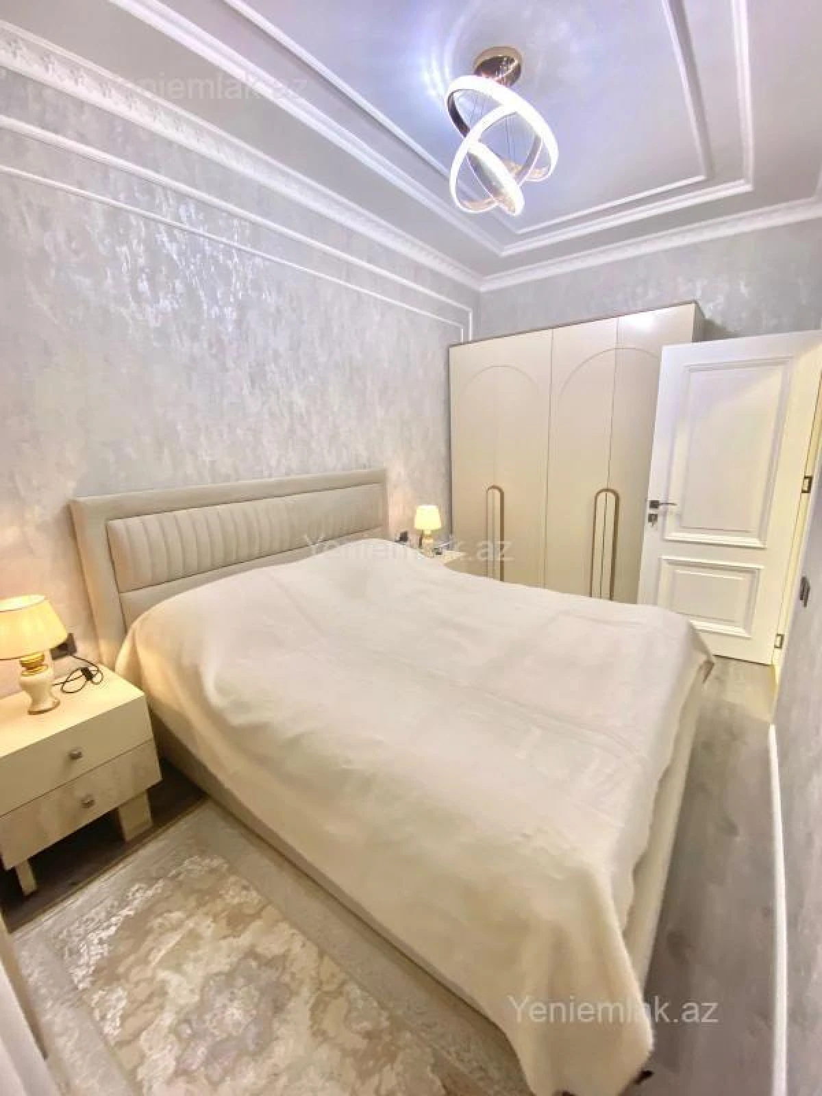 Satılır 2 otaqlı yeni tikili 53 m²