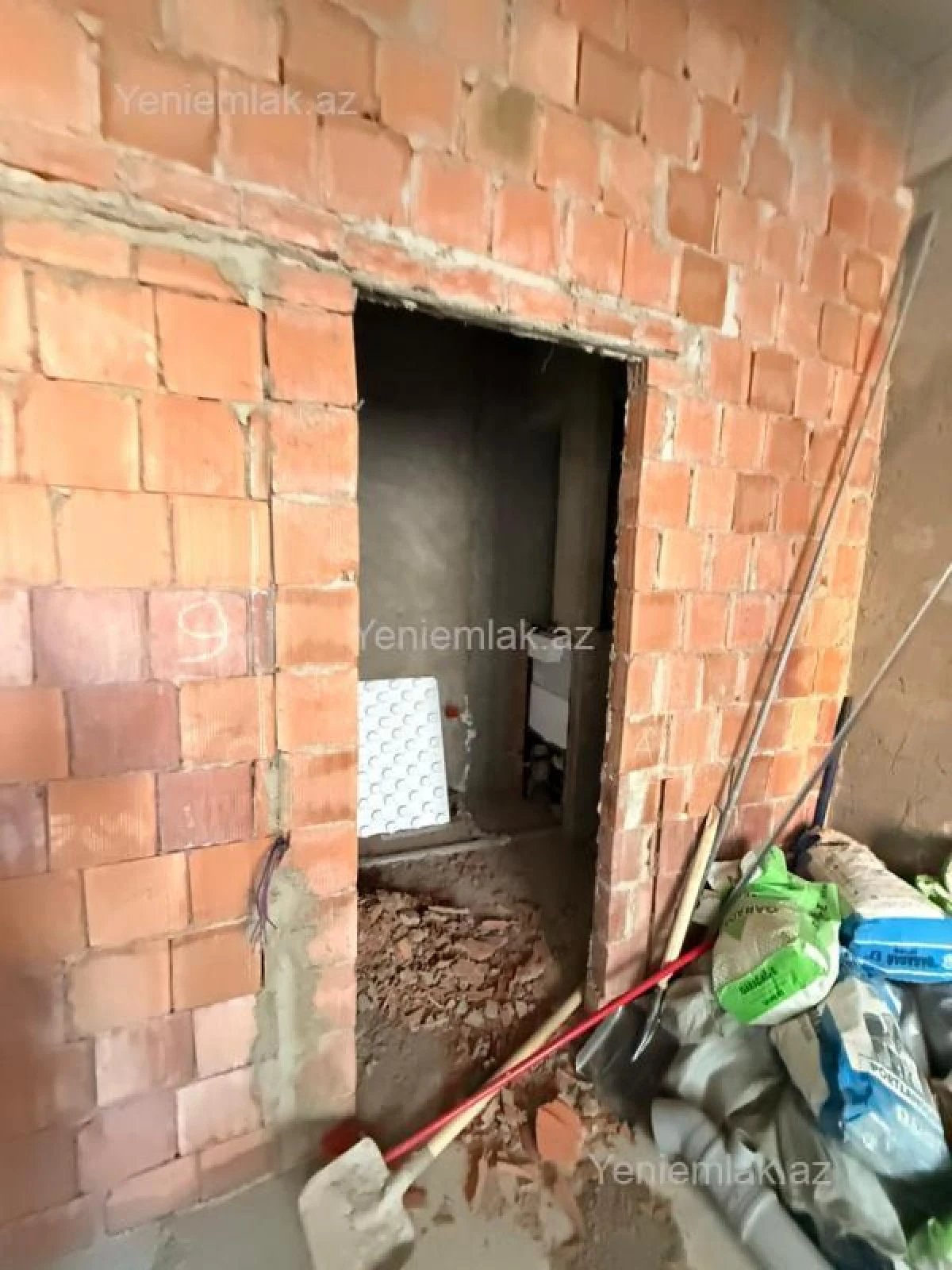 Satılır 3 otaqlı yeni tikili 98 m²