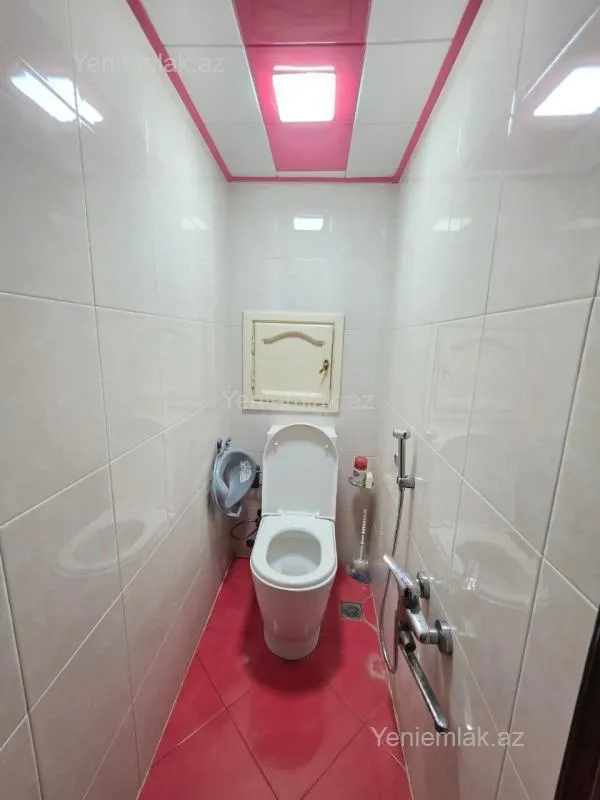 Satılır 3 otaqlı köhnə tikili 80 m²