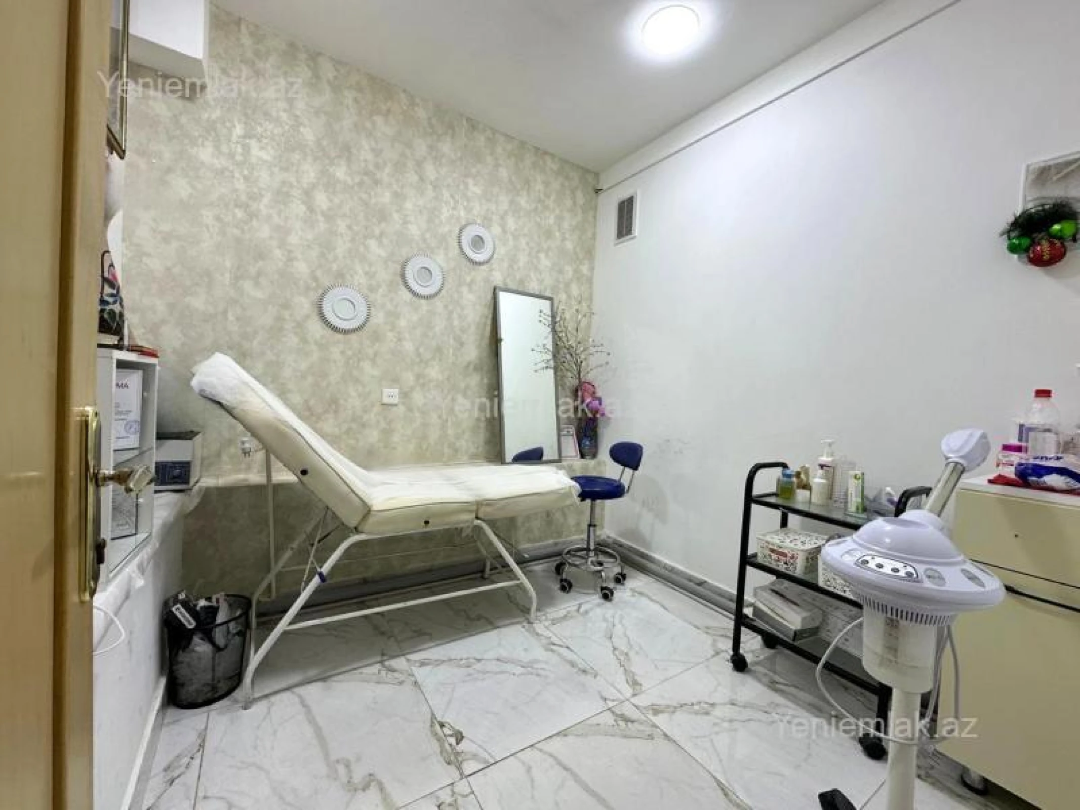 Satılır 4 otaqlı obyekt 85 m²