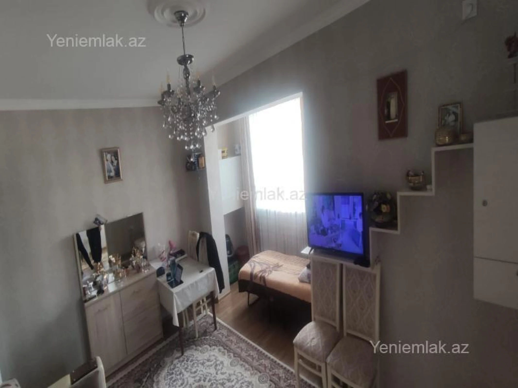 Satılır 4 otaqlı köhnə tikili 50 m²