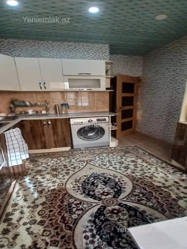 Satılır 3 otaqlı köhnə tikili 90 m²
