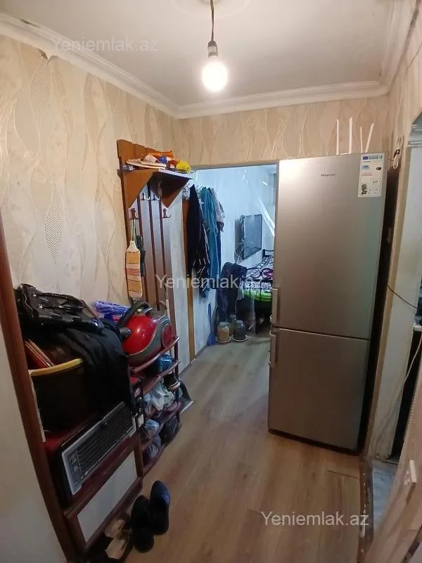 Satılır 1 otaqlı köhnə tikili 20 m²