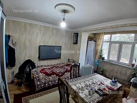 Satılır 1 otaqlı köhnə tikili 20 m²