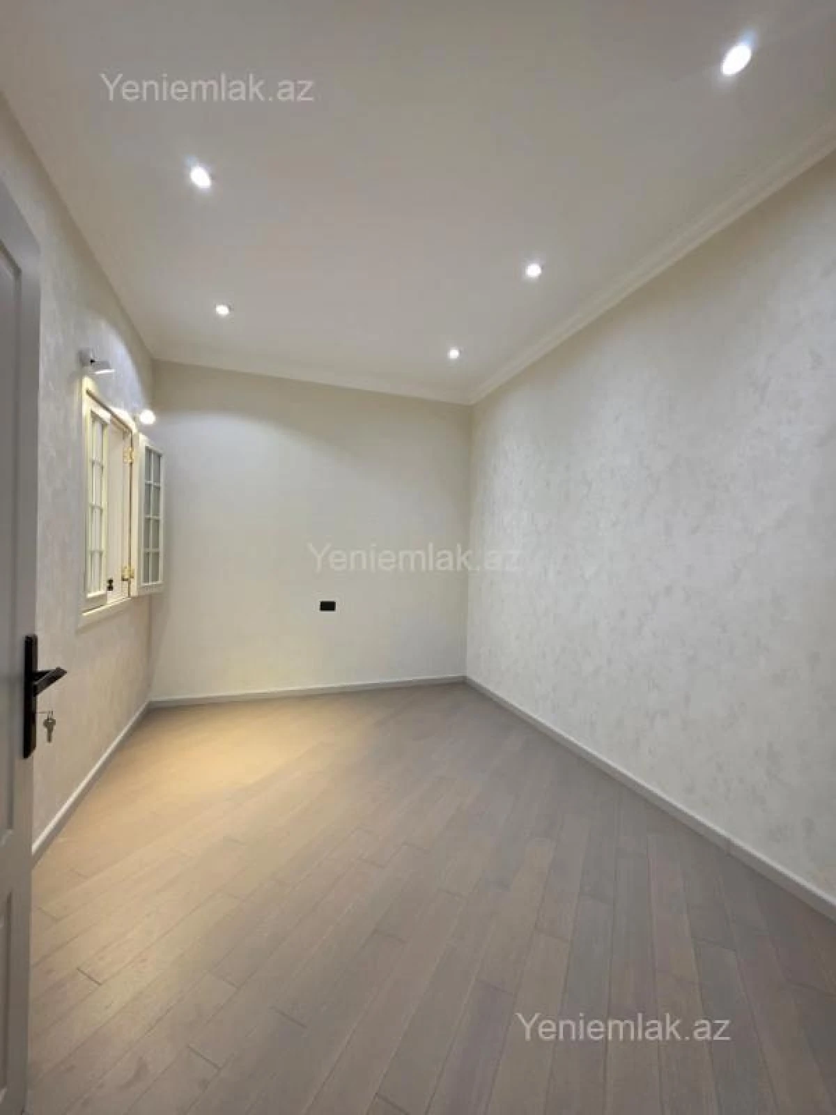 Satılır 3 otaqlı yeni tikili 104 m²
