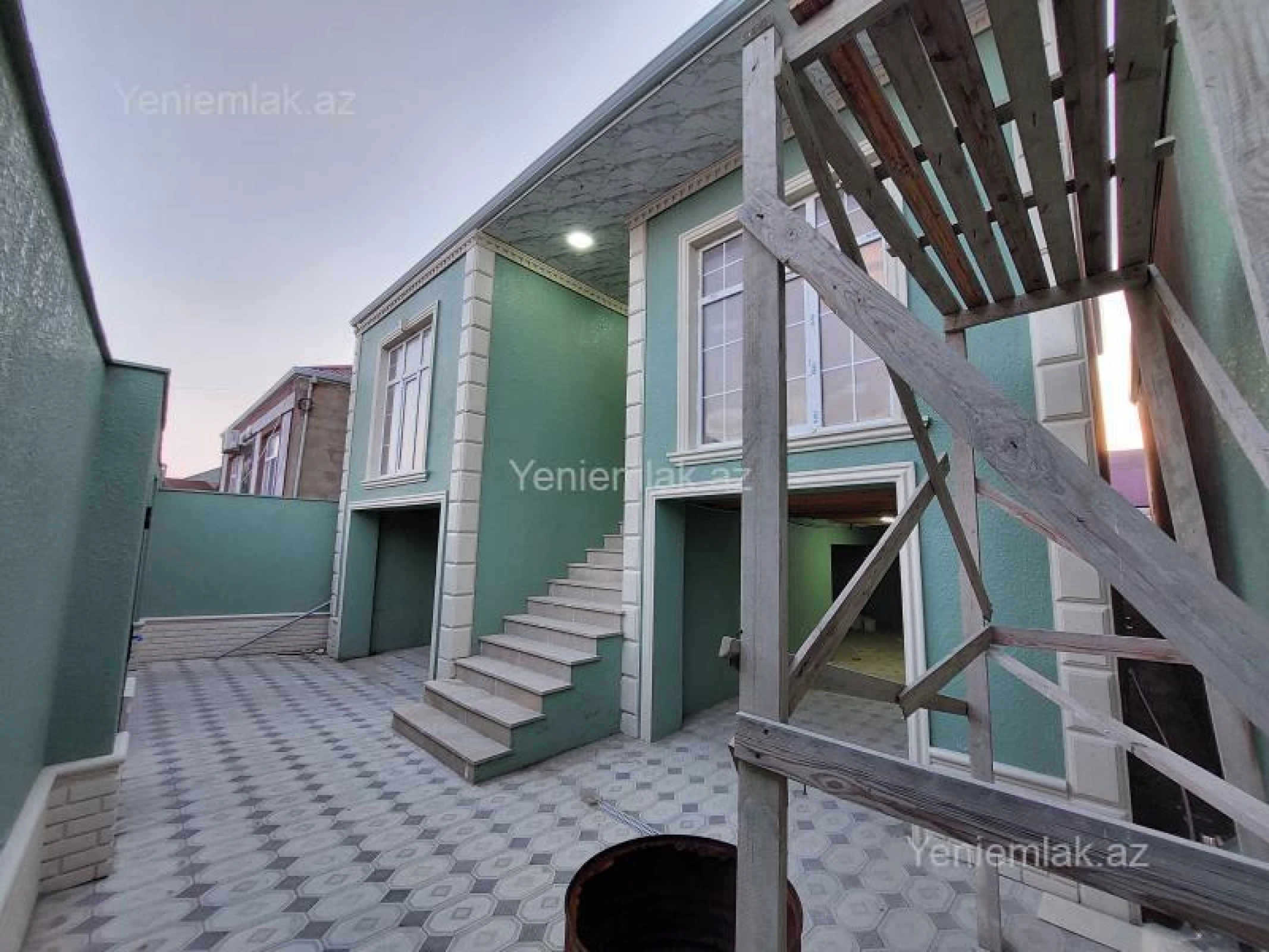 Satılır 3 otaqlı həyət evi 100 m²