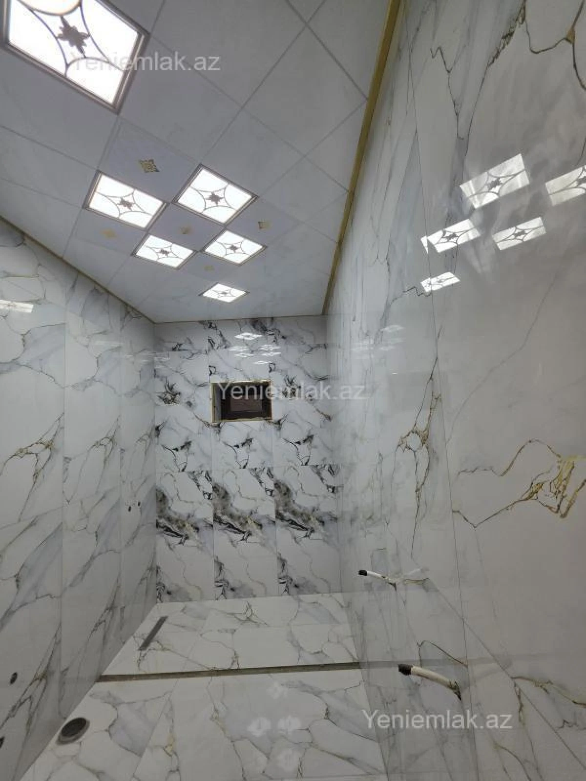 Satılır 6 otaqlı həyət evi 330 m²