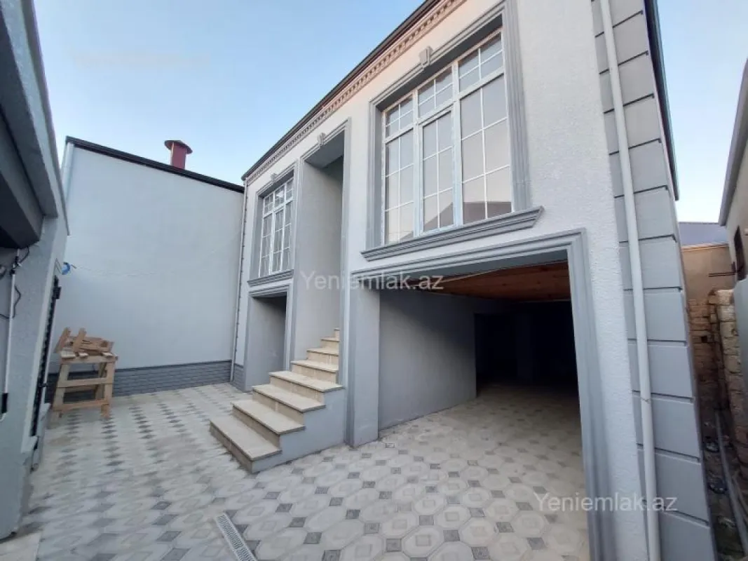 Satılır 3 otaqlı həyət evi 100 m²