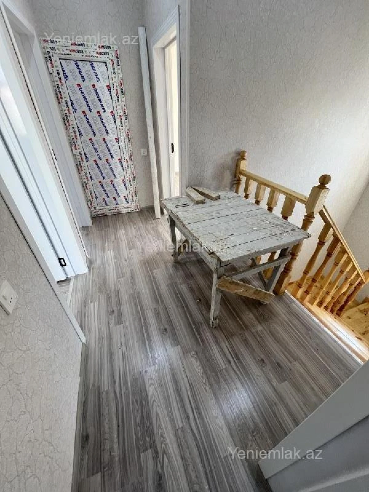 Satılır 6 otaqlı həyət evi 200 m²