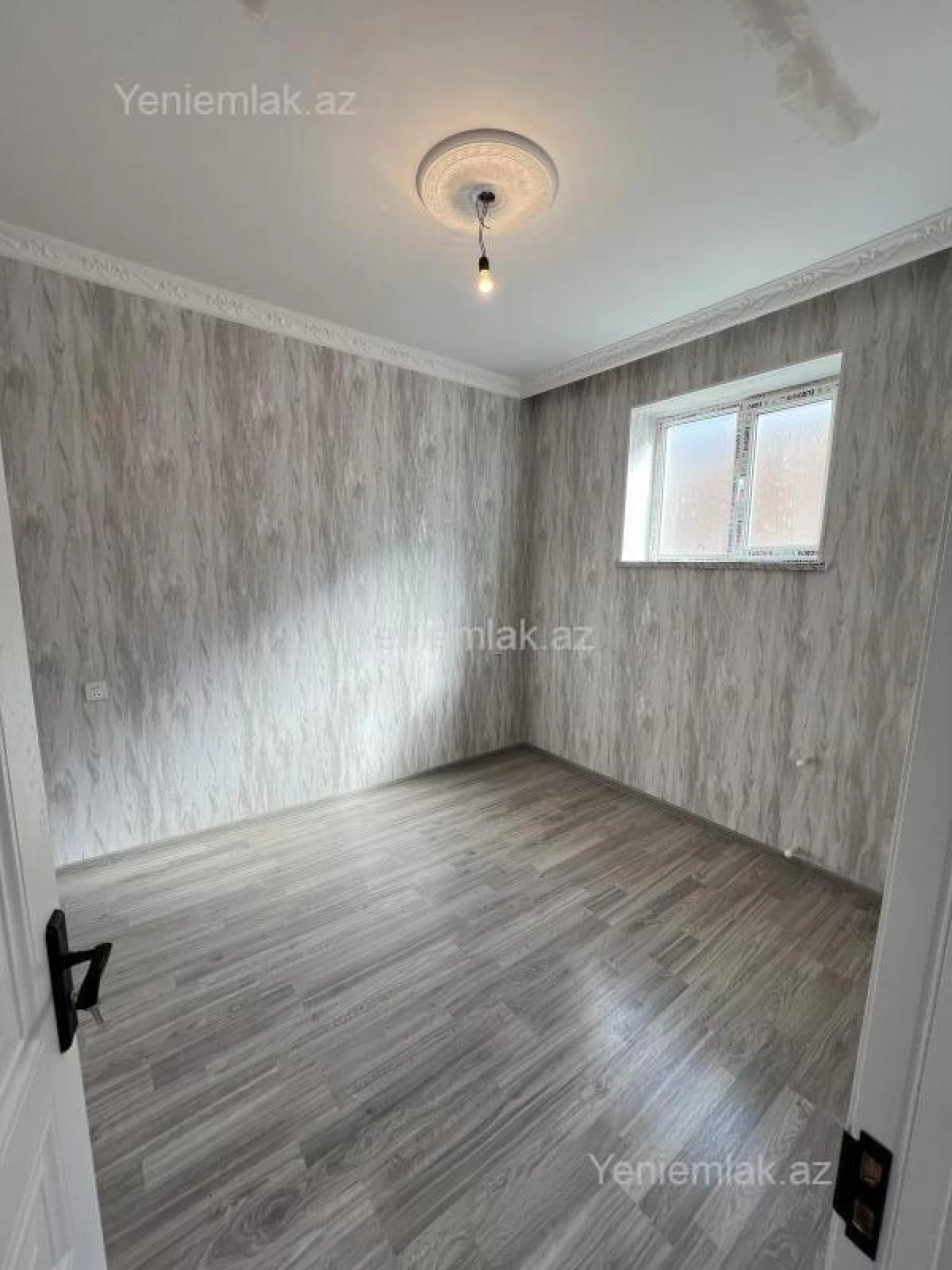 Satılır 6 otaqlı həyət evi 200 m²