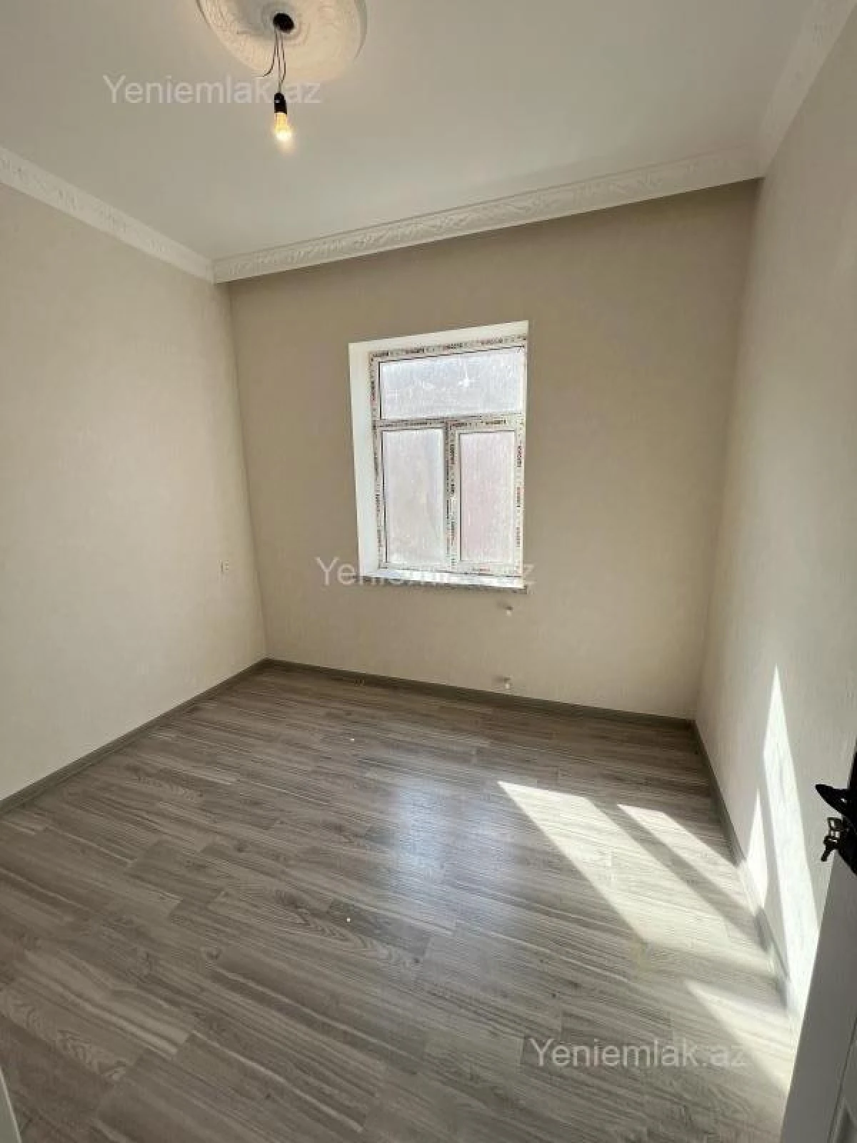 Satılır 6 otaqlı həyət evi 200 m²