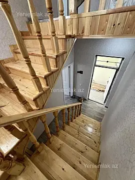 Satılır 6 otaqlı həyət evi 200 m²