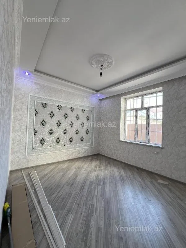 Satılır 6 otaqlı həyət evi 200 m²