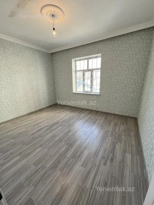 Satılır 6 otaqlı həyət evi 200 m²