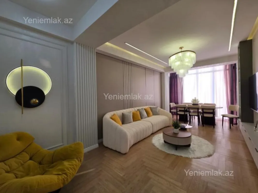 Satılır 3 otaqlı yeni tikili 120 m²