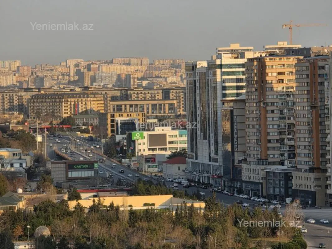 Satılır 3 otaqlı yeni tikili 120 m²