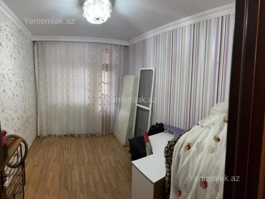 Satılır 3 otaqlı köhnə tikili 72 m²
